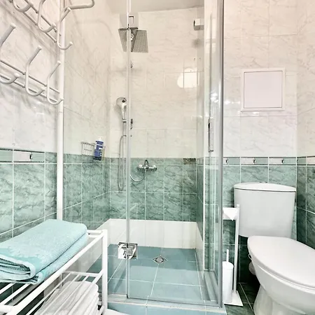 Seasky Smarthome Penthouse For 6 Guests With Private Parking 5 Minutes аway From And Centre Appartamento