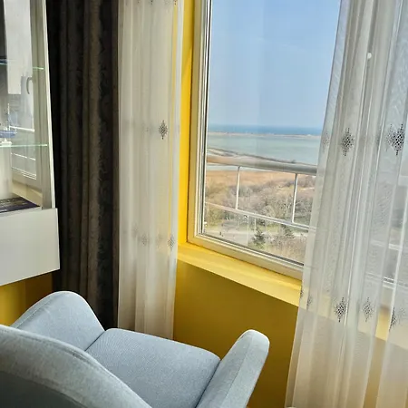 Appartamento Seasky Smarthome Penthouse For 6 Guests With Private Parking 5 Minutes аway From And Centre