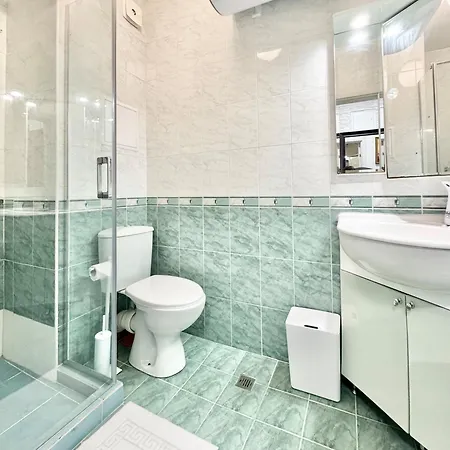 Seasky Smarthome Penthouse For 6 Guests With Private Parking 5 Minutes аway From And Centre * بورغاس