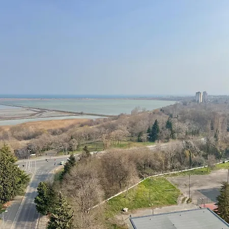 Seasky Smarthome Penthouse For 6 Guests With Private Parking 5 Minutes аway From And Centre Apartament *